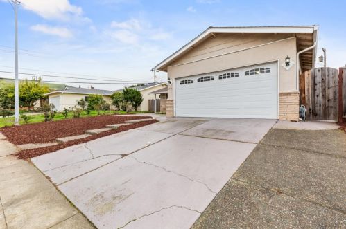 1742 Crater Lk Ave, Milpitas CA 95035-6669 exterior