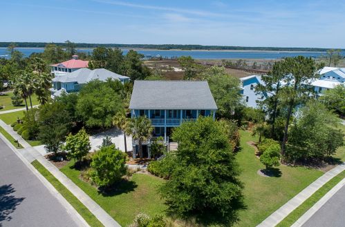2301 Kiln Point Dr, Mount Pleasant, SC 29466-9189