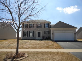 326 Chautauqua Ln, Sycamore, IL 60178-3042