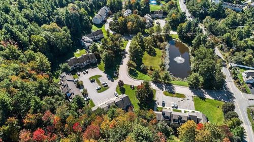 12 Stillwater Dr, Nashua, NH 03062-2250
