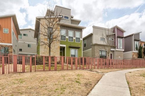 2109 Carlson Dr, Austin, TX 78741-7079