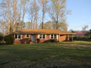 829 Sharonwood Dr, Anderson, SC 29621-7060