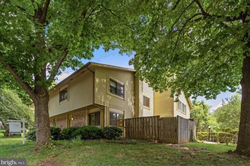 5715 Nordeen Oak Ct, Springfield, VA 22015-2248