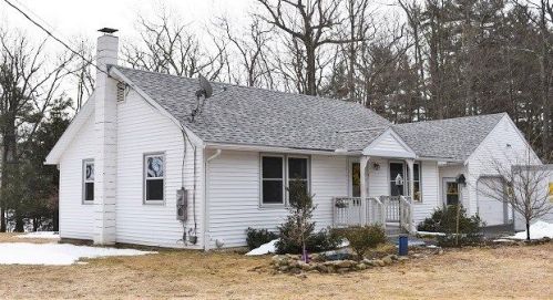 263 Middle Winchendon Rd, Rindge, NH 03461-5635