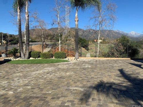 2175 Vista Ct, La Verne, CA 91750-1421