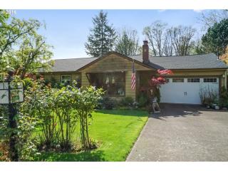 12625 62nd Ave, Portland, OR 97219-7035