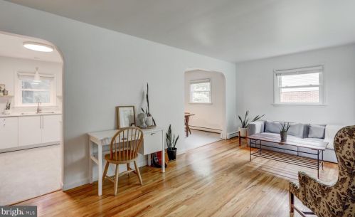 1651 Sunset Ave, Lancaster PA  17601-4355 exterior