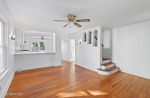93 Hamilton Ave, Greenwich CT  06830-6102 exterior