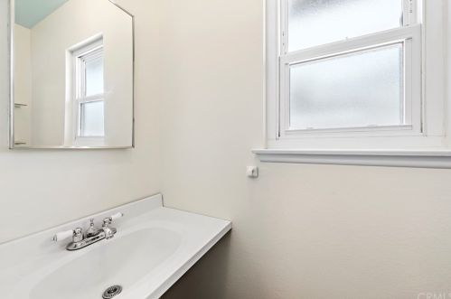 522 Hanover St, Anaheim CA  92801-5007 exterior