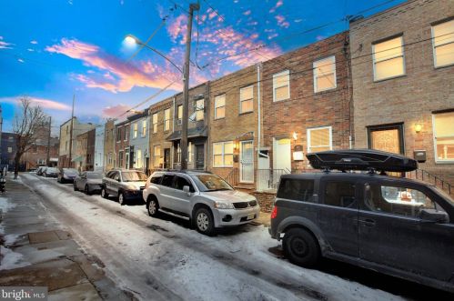 833 Earp St, Philadelphia, PA 19147-5707