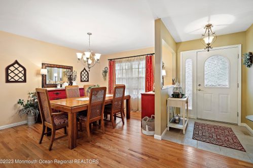 361 Roosevelt Ave, Berkeley Township, NJ 08721-2939
