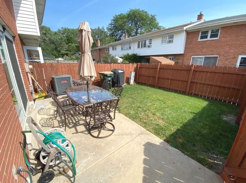 7859 Nordica Ave, Niles IL  60714-3313 exterior