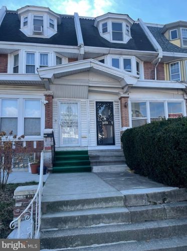 4938 Chestnut St, Philadelphia, PA 19139-3516