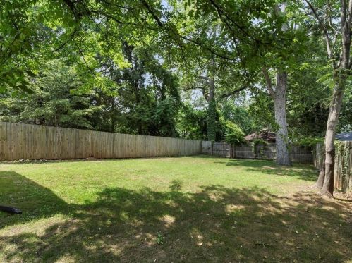 993 Burns Dr, Atlanta GA  30310-4631 exterior