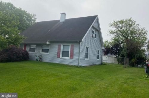 20 Beechfern Ln, Willingboro, NJ 08046-1505