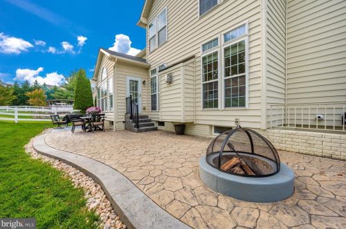 625 Glenbrook Dr, Middletown MD  21769-7739 exterior