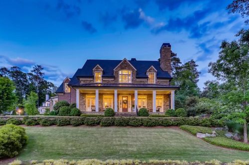 3807 Ivy Rd, Atlanta, GA 30342-4274