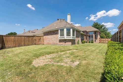 3405 Crescent Ct, Plano TX  75093-7999 exterior