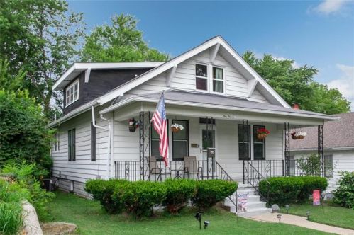 111 College St, Edwardsville, IL 62025-1606