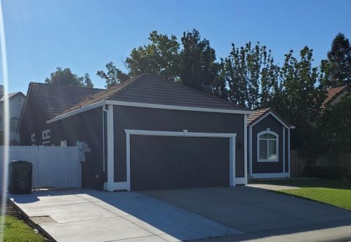 8856 Mossburn Way, Elk Grove, CA 95758-6245