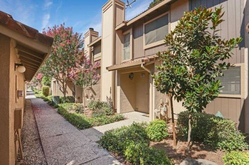 4005 Dale Rd, Modesto, CA 95356-9670