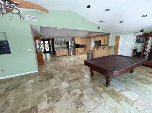 5780 Avenue Juan Bautista, Riverside CA  92509-6411 exterior