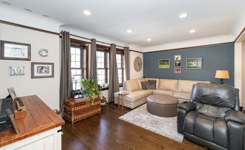 3340 Oak Park Ave, Chicago, IL 60634-3714