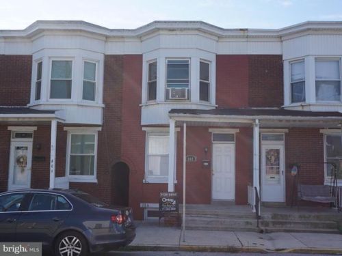 802 Wallace St, York PA  17403-1238 exterior