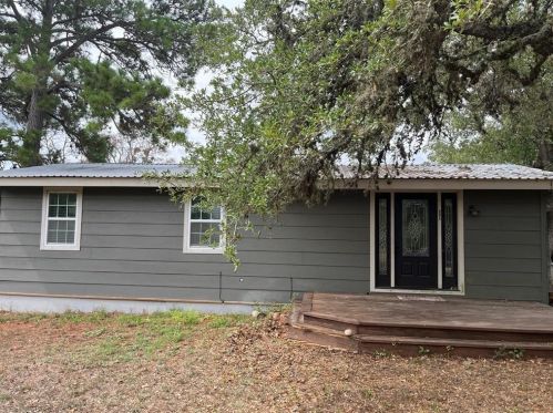 231 Rick Rd, Halsted, TX 78945-5334