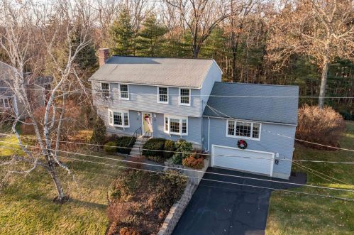 29 Macdonald Dr, Nashua, NH 03062-1855