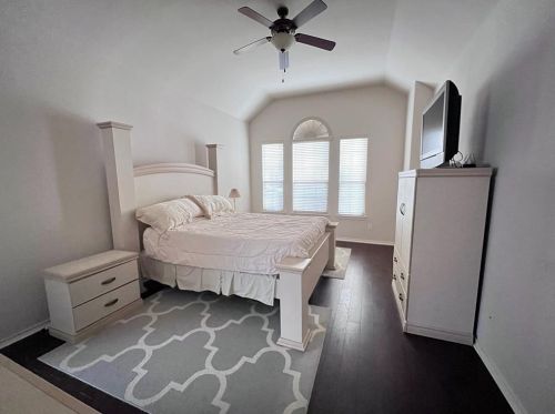 1825 Amber Ln, Carrollton TX 75007-1409 exterior