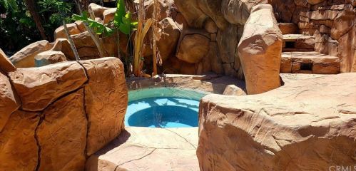 2345 Moro Pl, Anaheim CA  92801-3329 exterior