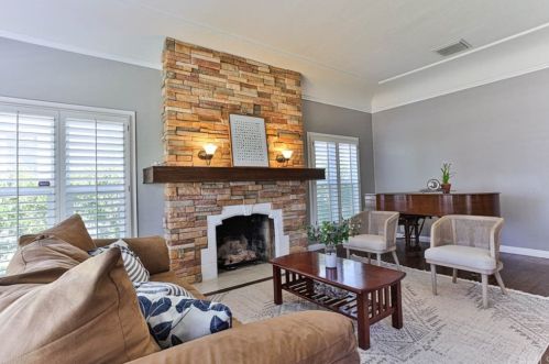 2019 Chilton Dr, Glendale CA  91201-1169 exterior