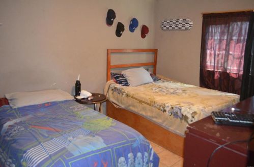 7715 Orch St, Riverside CA  92504-3661 exterior