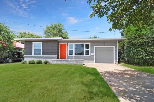 3032 Marys Ln, Fort Worth, TX 76116-4325
