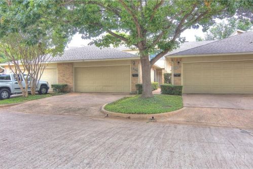 2104 Mistymeadow Ct, Carrollton, TX 75006-4763