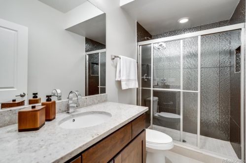 192 Madison St, Denver CO  80209-5405 exterior