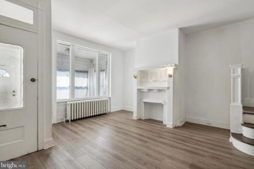 4855 5th St, Philadelphia, PA 19120-4124