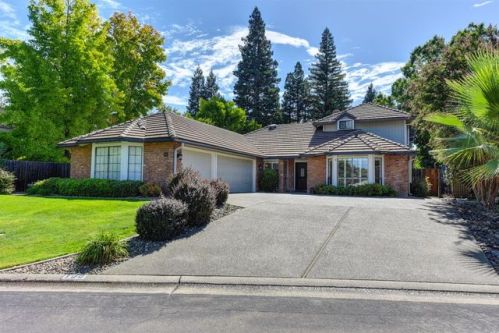 100 Buck Cir, Folsom, CA 95630-2049