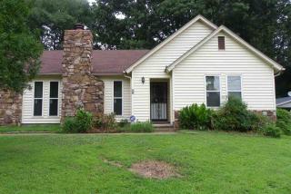 4500 Bonnie Brae Dr, Millington, TN 38053-8112
