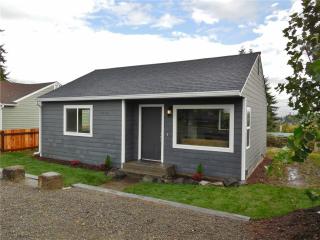 3625 L St, Tacoma WA  98404-3825 exterior