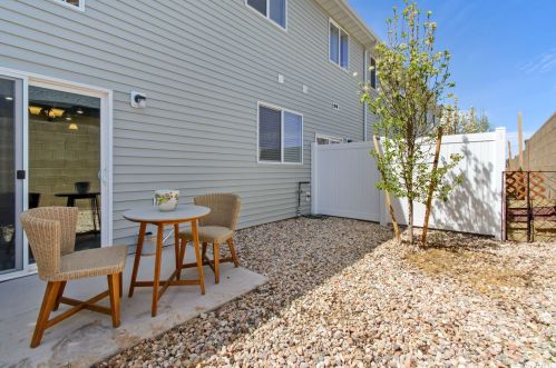 404 1325, Cedar City UT  84721-7720 exterior