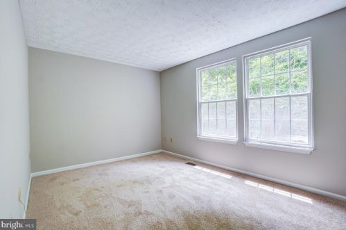 1101 Sandy Hollow Ct, Silver Spring MD 20905-6050 exterior