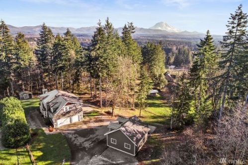 14211 253rd Ave, Buckley, WA 98321-9602