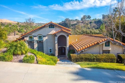 7070 Canyon Crest Rd, Whittier, CA 90602-1927