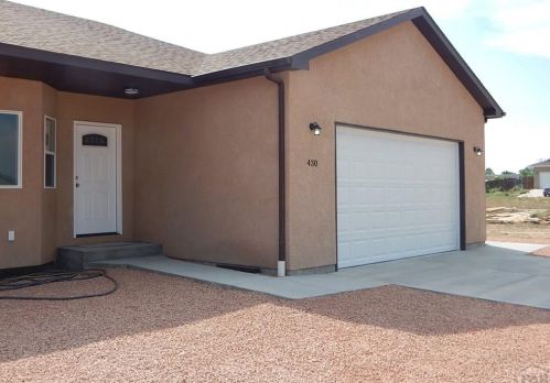 336 Marble Dr, Pueblo, CO 81007-6384