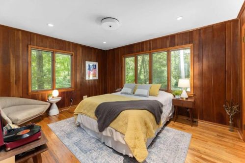 910 Barton Woods Rd, Atlanta GA  30307-1308 exterior