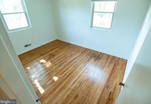 402 Burnt Mills Ave, Silver Spring MD 20901-4505 exterior