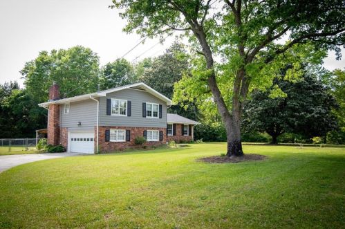 2030 Meadowbrook Cir, Conyers, GA 30094-5740