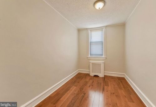 4617 Woodland Ave, Camden NJ  08110-6429 exterior